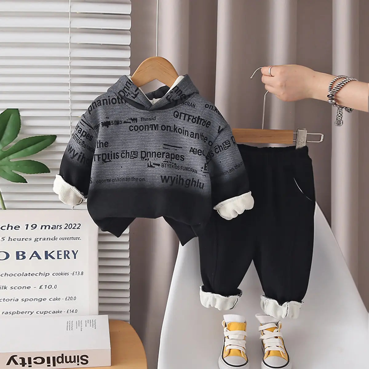 Boys Black Ombre Printed Hoodie With Jogger Sets