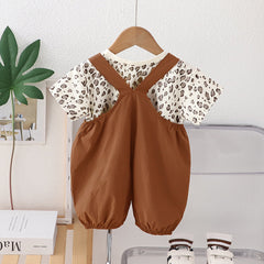 Boys Animal Printe T-Shirt With Brown 3D Appliqued Dungaree Set