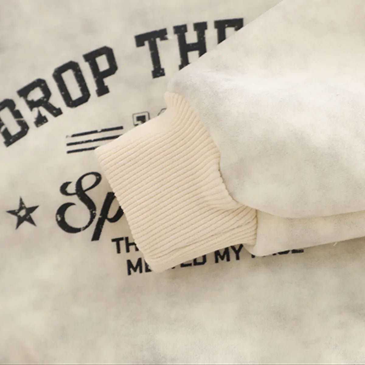 Boys Beige Typographic Printed Sweatshirt With Jogger Sets
