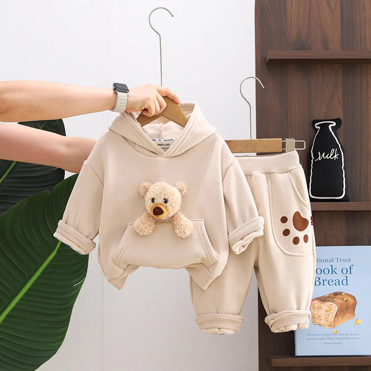 Boys Beige Animal Applique Regular Sweatshirt With Trouser Sets