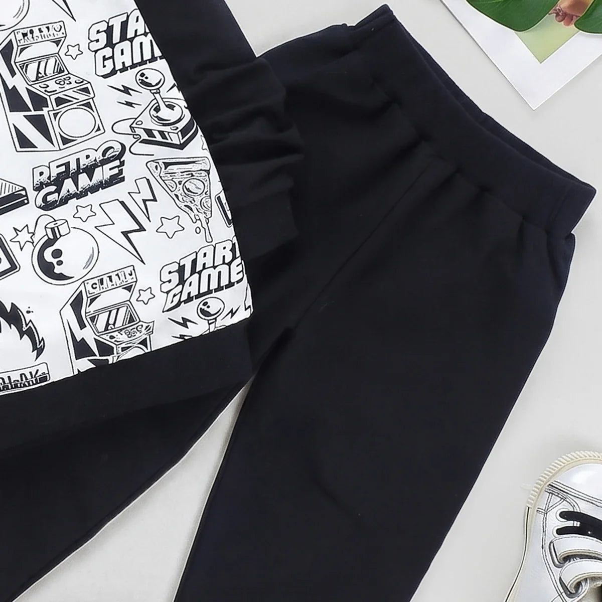 Boys Black Gaming Print Sweatshirt With Joggers Sets