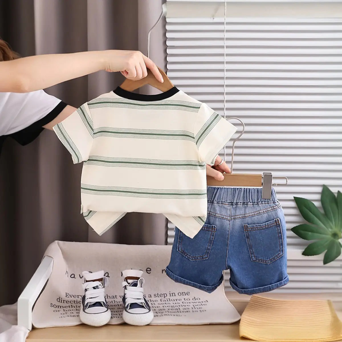 Boys Beige Panda Printed Striped Short Sleeve T-Shirt With Denim Shorts Sets