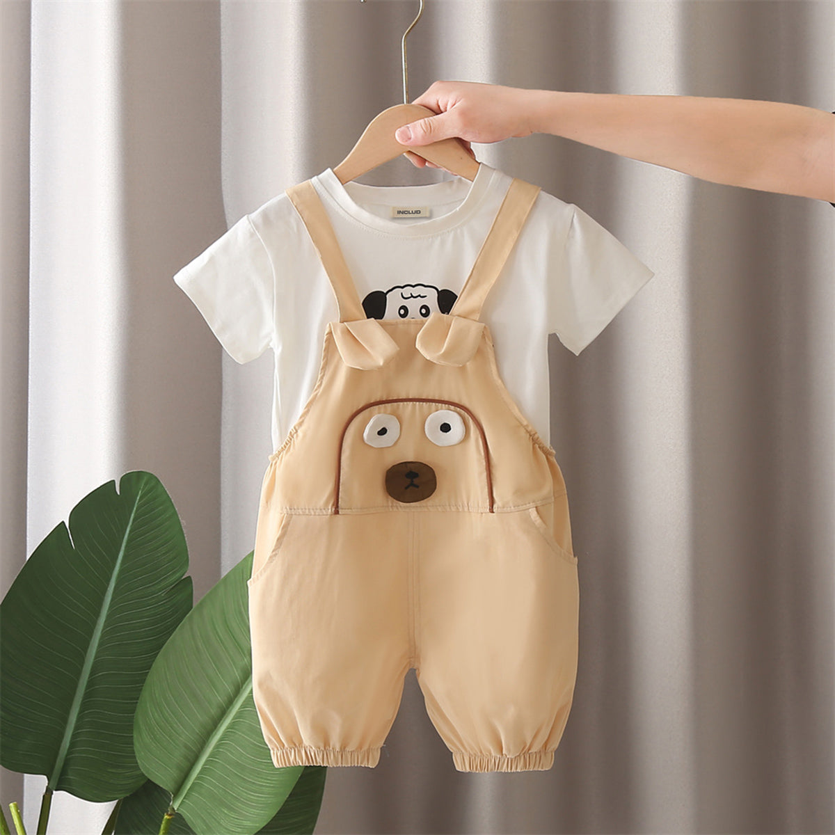 Boys Beige  Dog Patched Dungaree With  T-Shirts Set