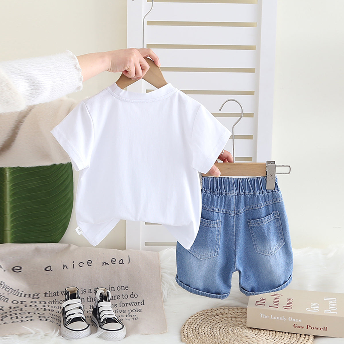 Boys  White Graphic Printed Short Sleeves T-Shirt With Denim Shorts Set
