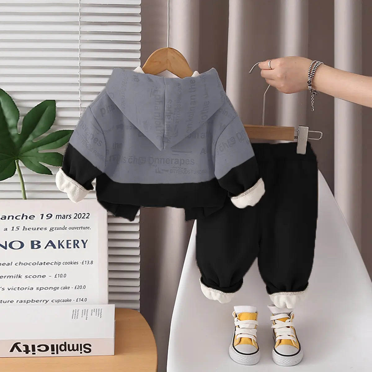 Boys Black Ombre Printed Hoodie With Jogger Sets