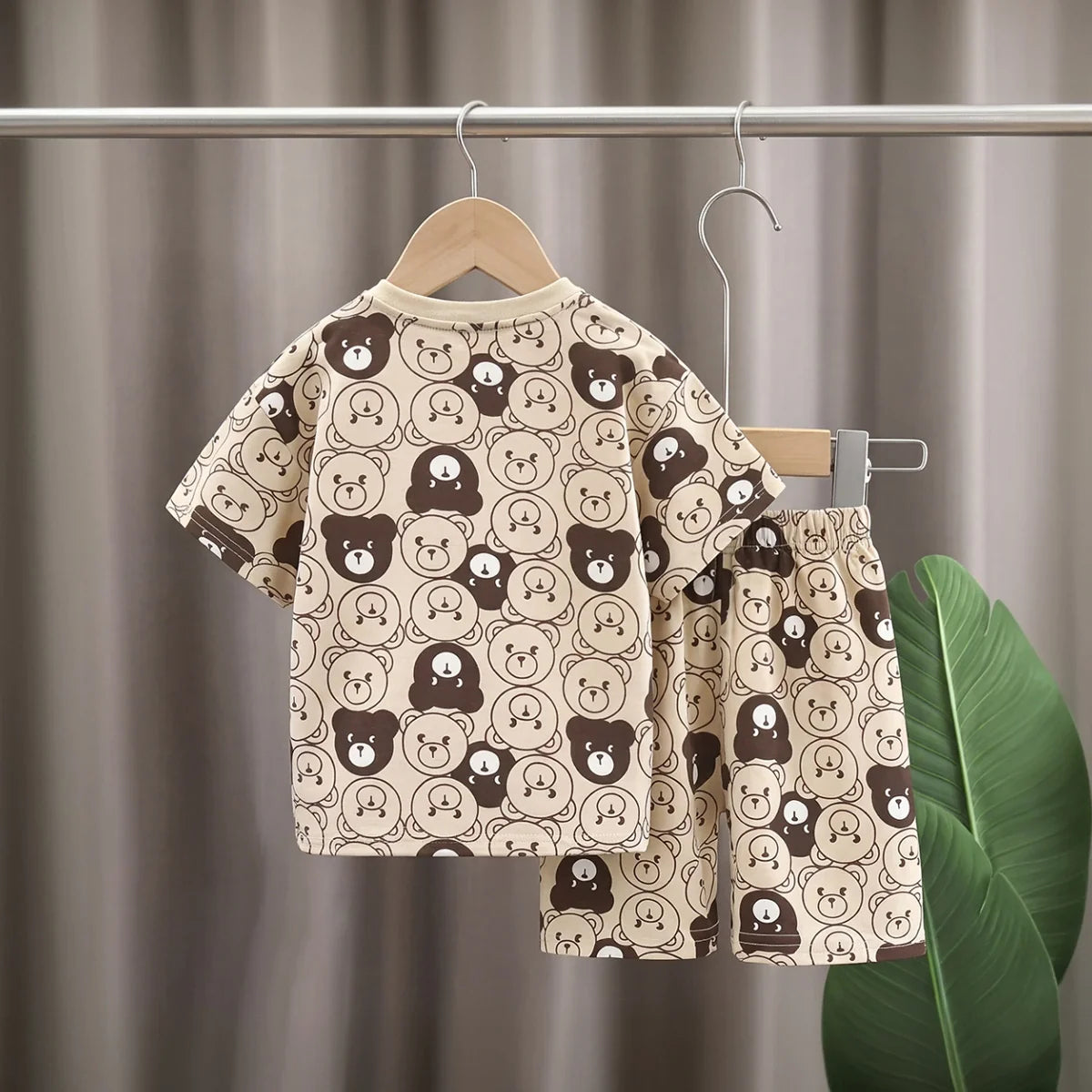 Boys Beige Short Sleeve Bear Print T-Shirt With Shorts Sets