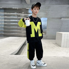 Boys Black Typographic Printed Winter Sweatshirt With Pants Sets