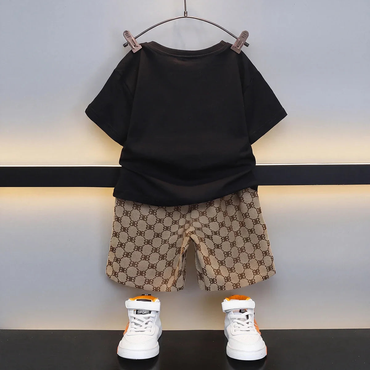 Boys Black Short Sleeve Bear Applique T-Shirt With Shorts Sets