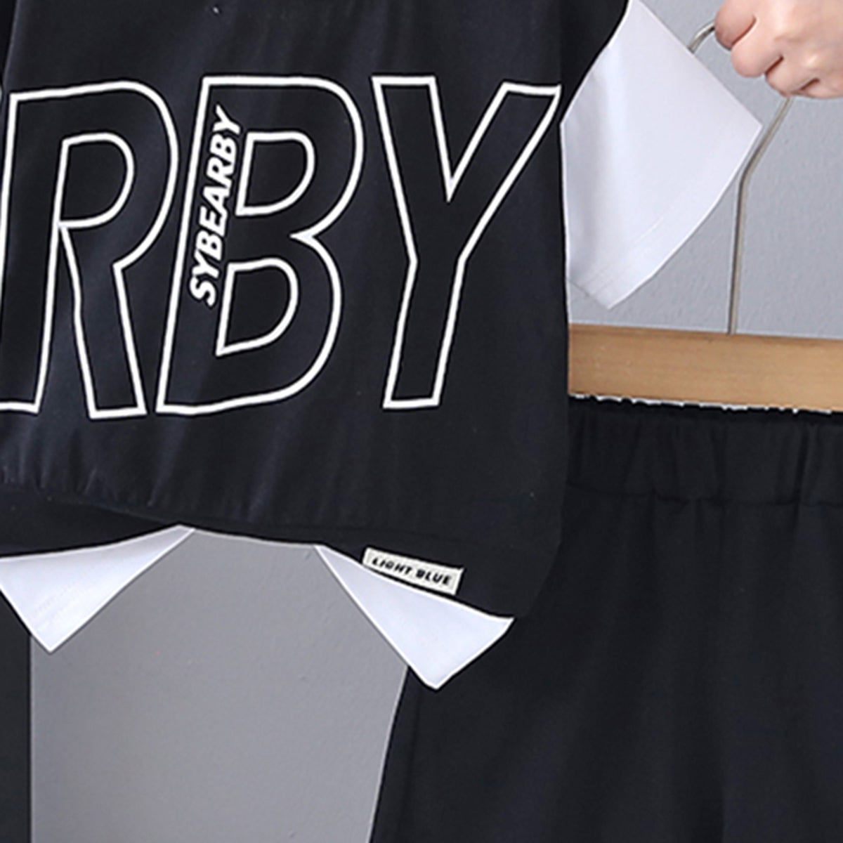 Boys Black Colorblocked Typographic Printed T-Shirt With Shorts Set