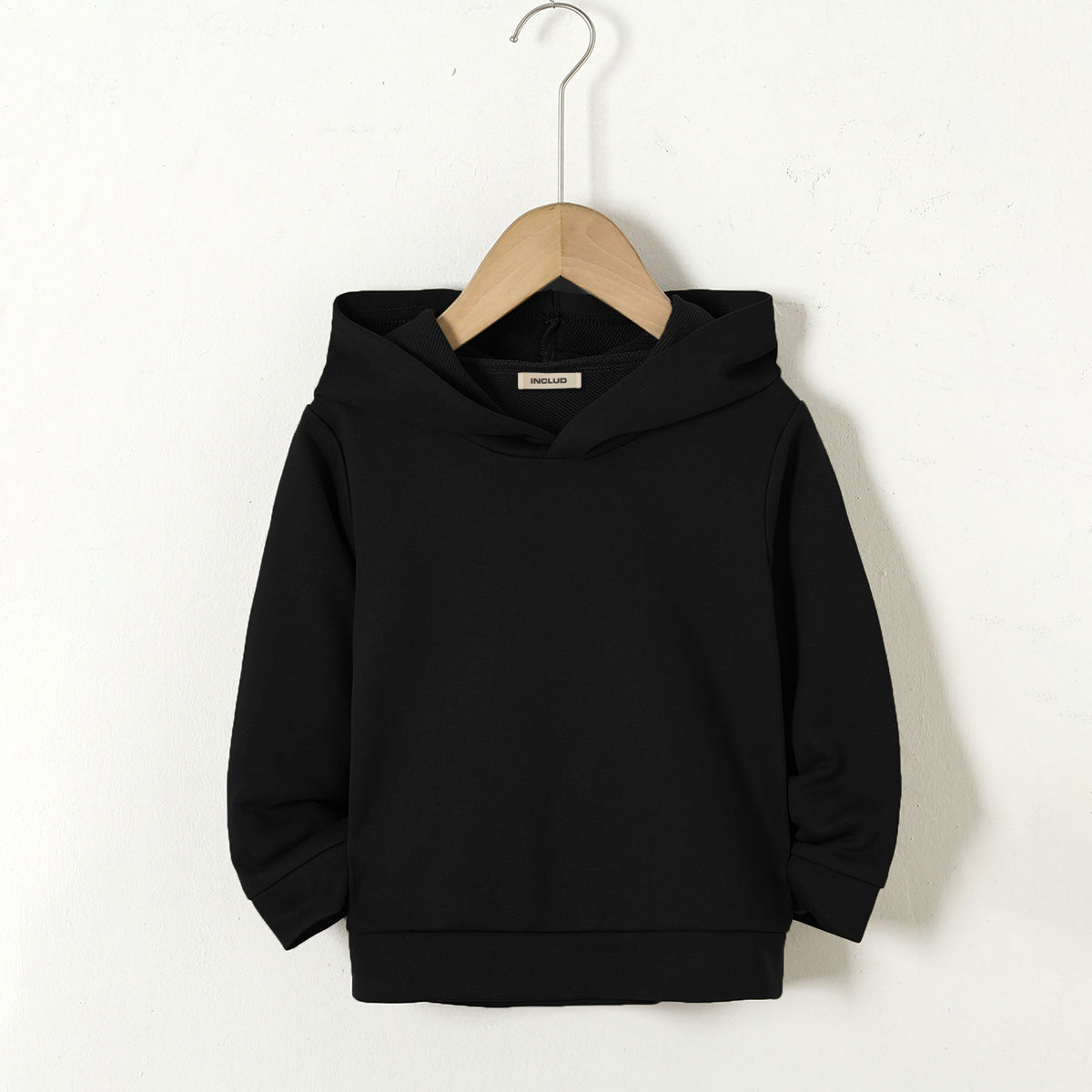 Boys Black Solid Hooded Long Sleeves Winter Sweatshirts