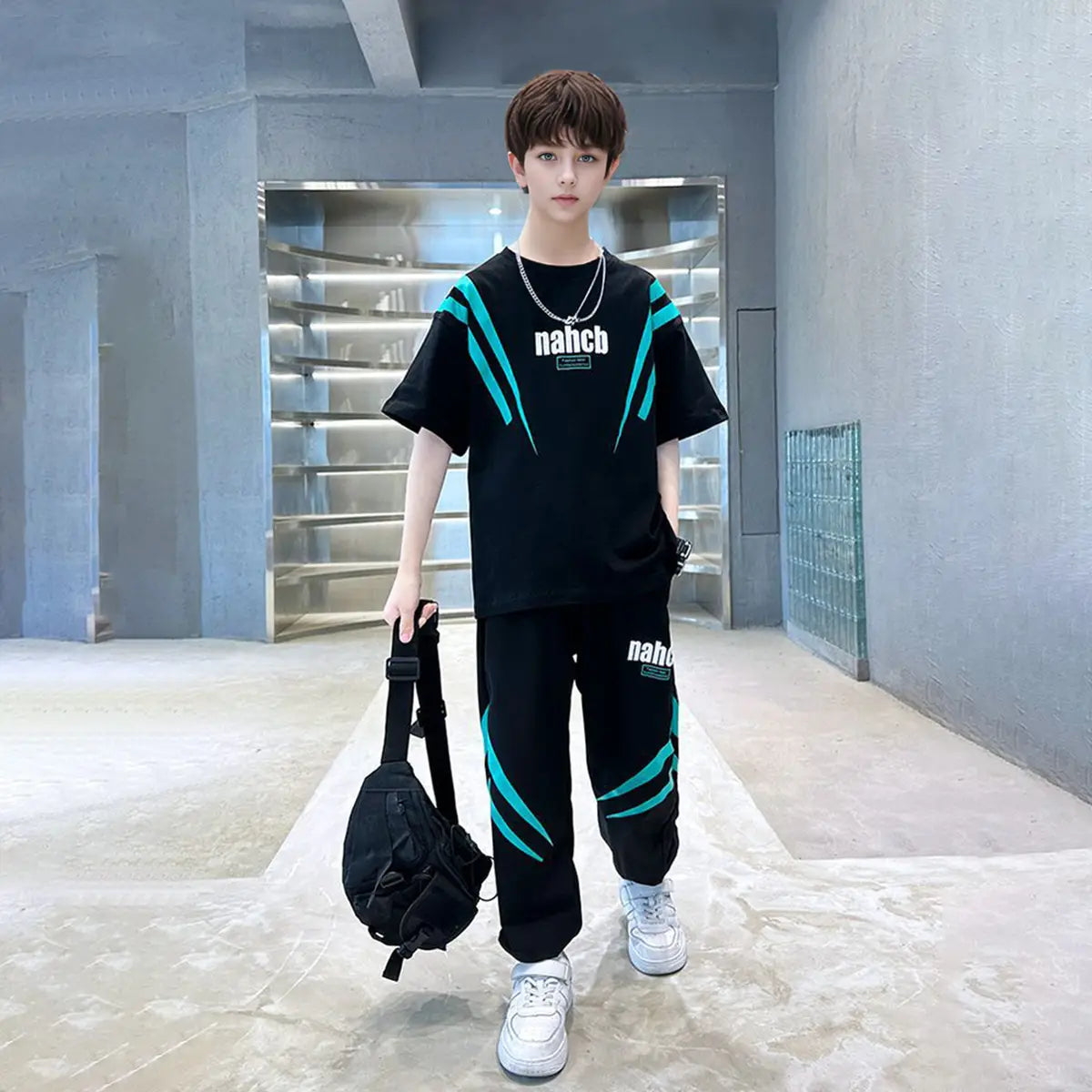 Boys Black Typographic Printed T-Shirt With Joggers Co-ord Sets