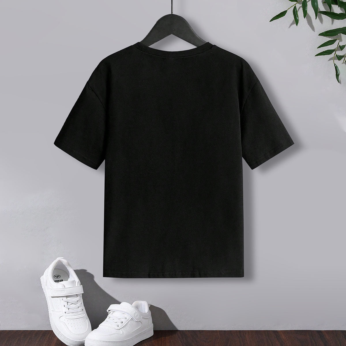 Boys Black Print Graphic Short Sleeves T-Shirt