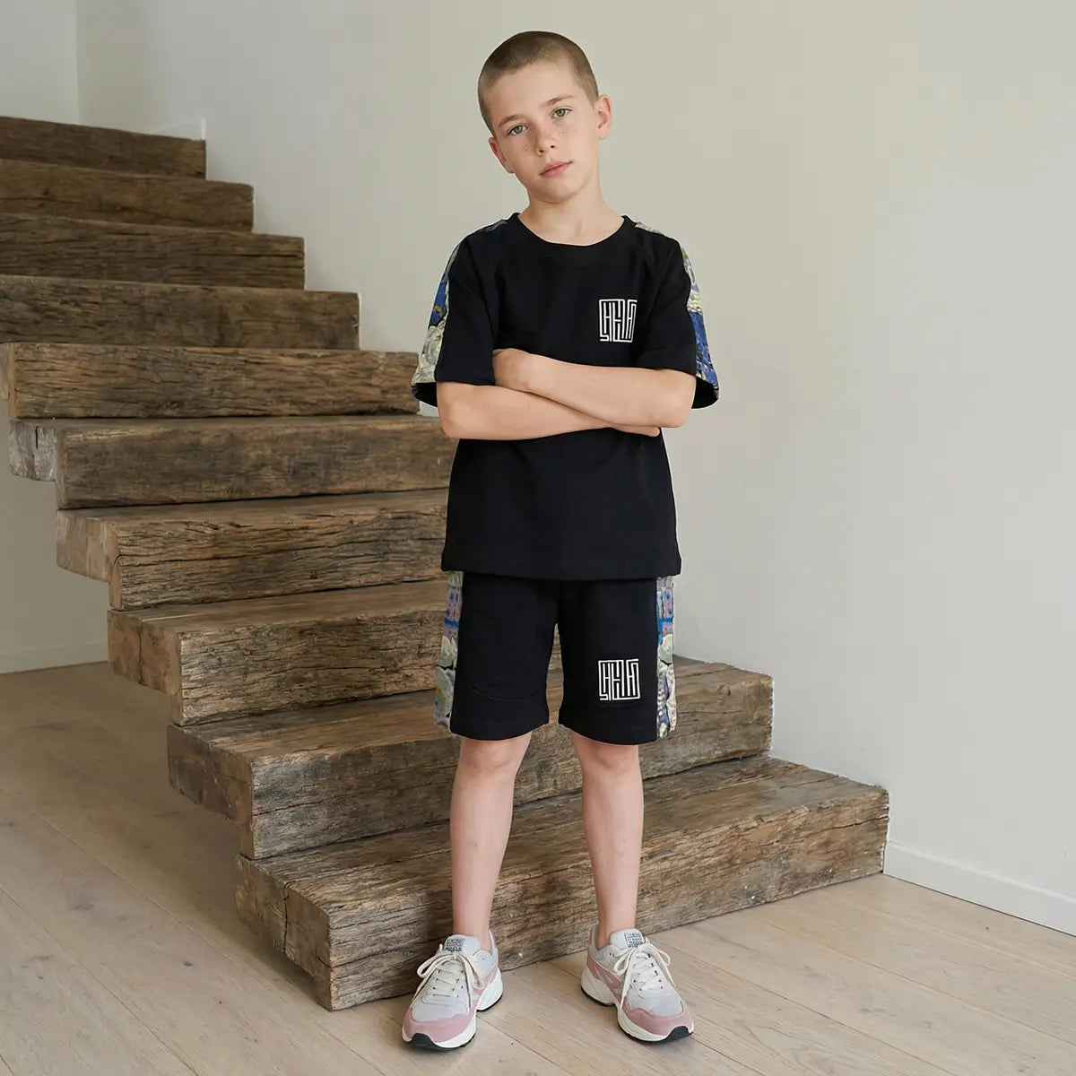 Boys Black Abstract Print Raglan Sleeves T-Shirt With Shorts Co-ord Sets