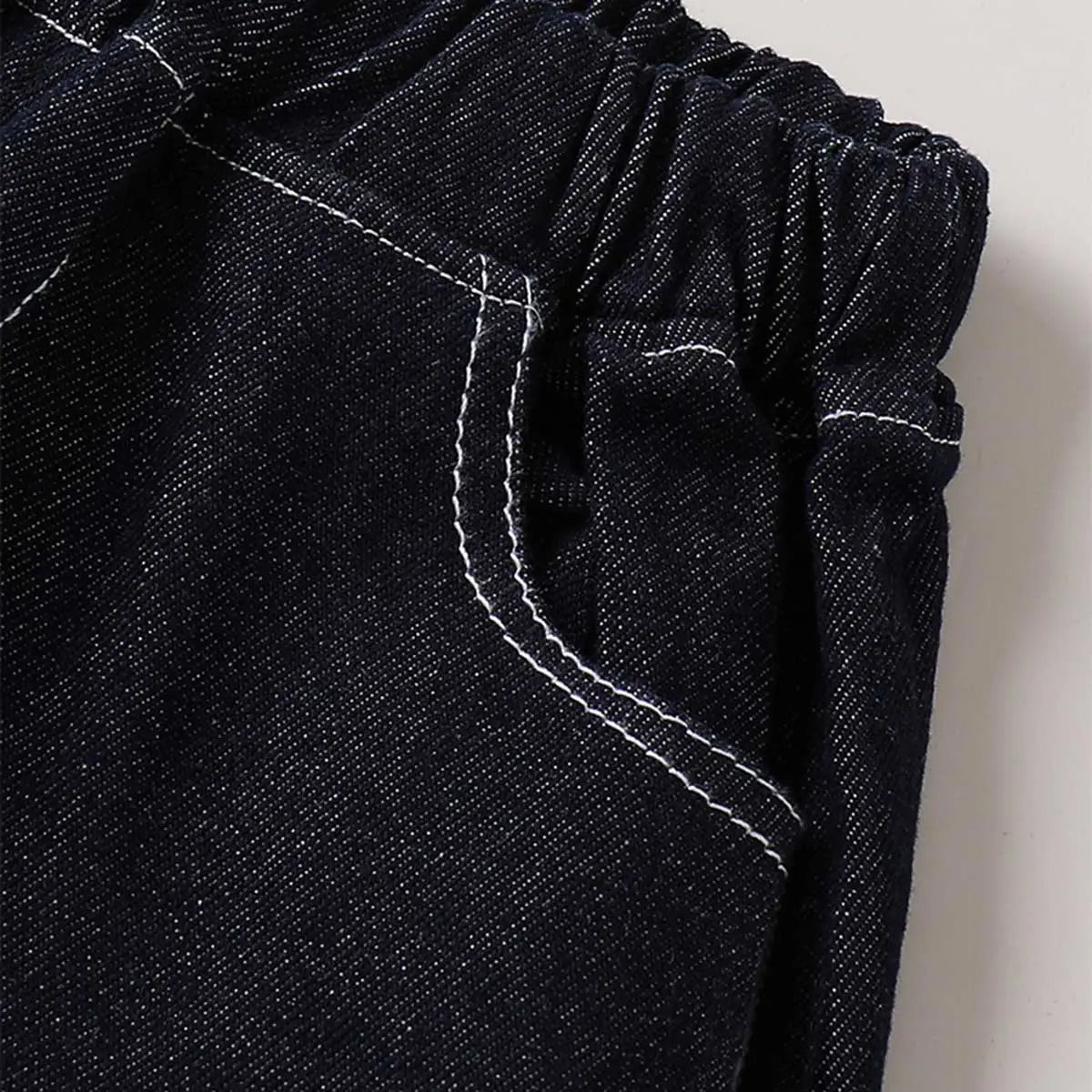 Boys Black Solid Cargo Jeans With Elasticated Waistband