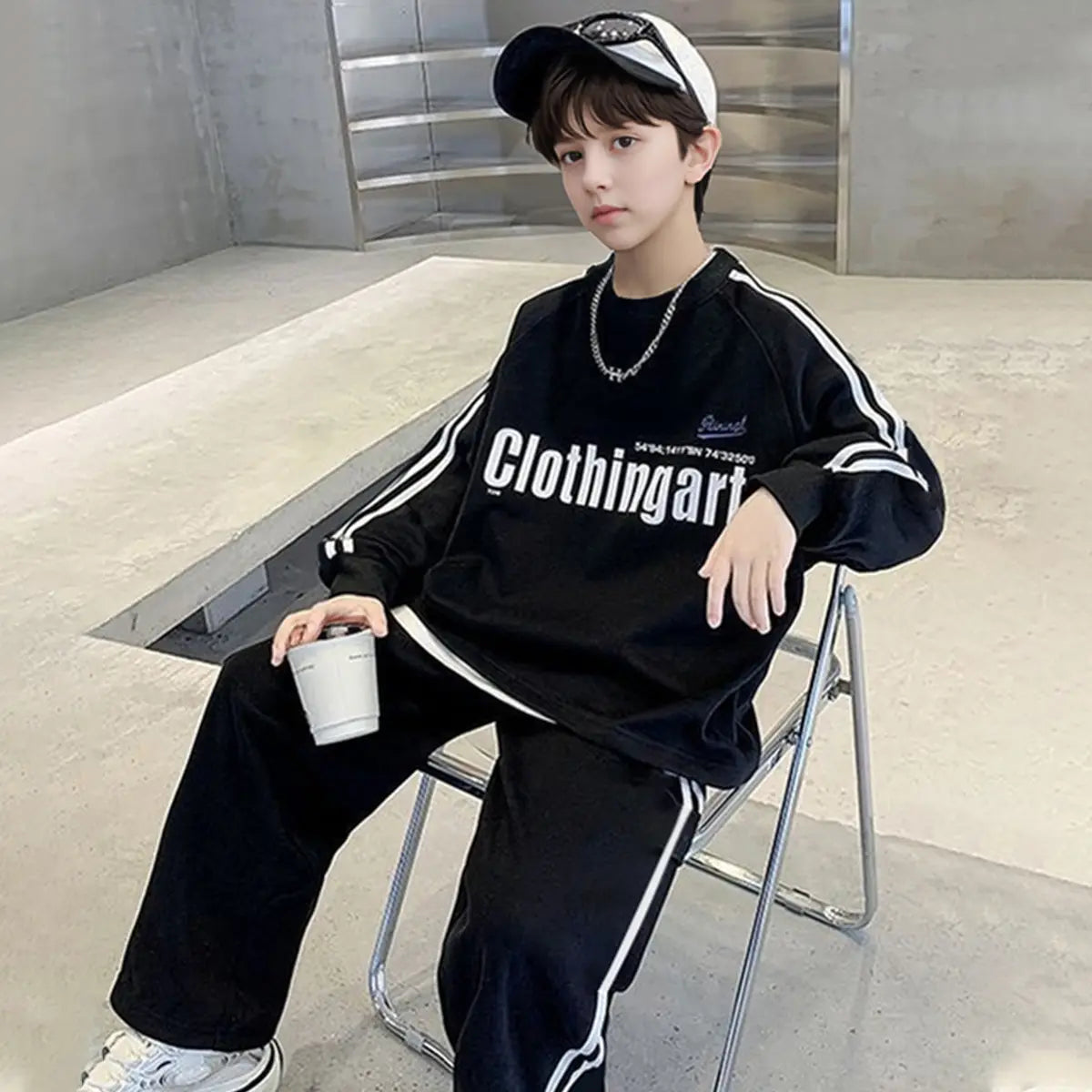 Boys Black Typographic Printed Sweatshirt With Pants Set