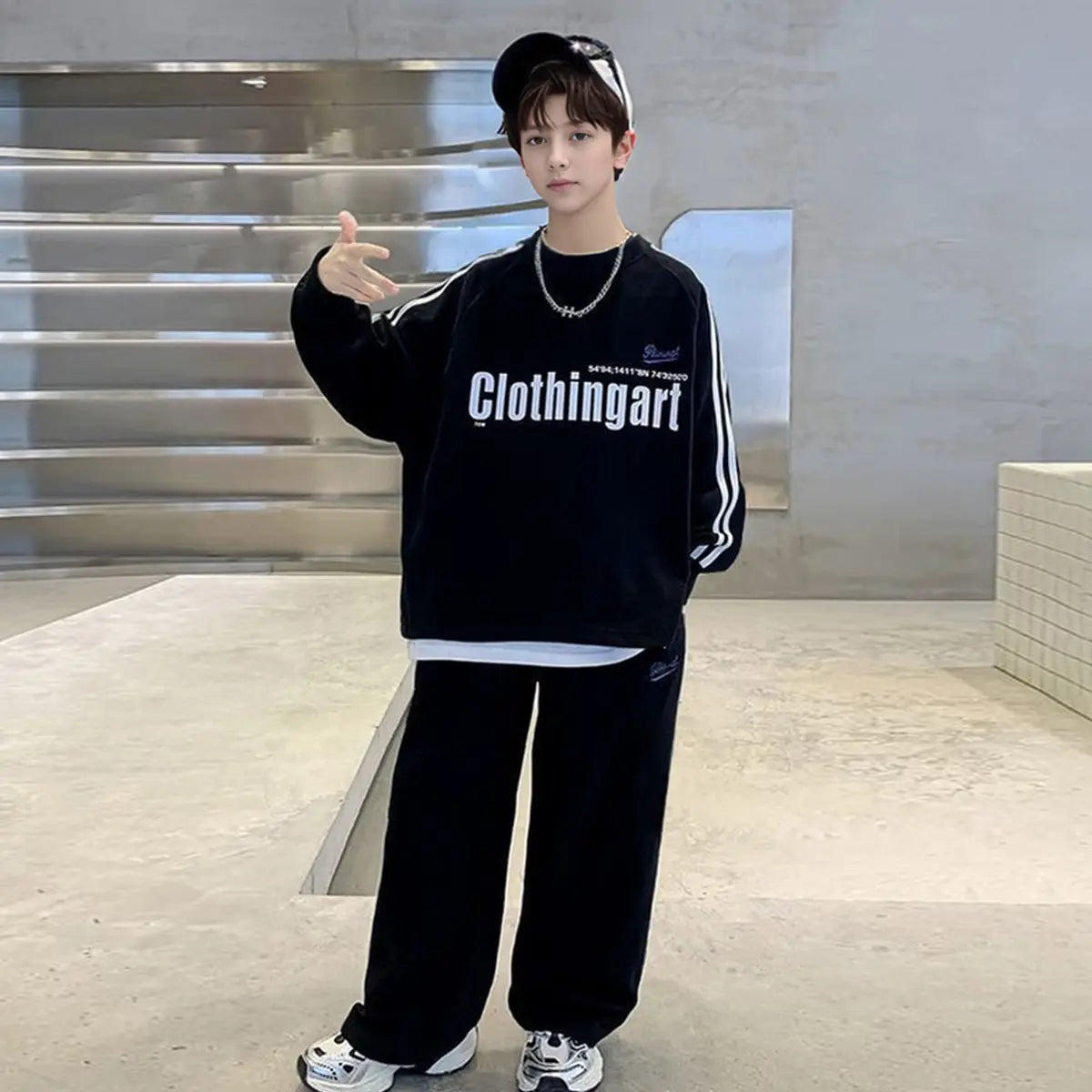 Boys Black Typographic Printed Sweatshirt With Pants Set