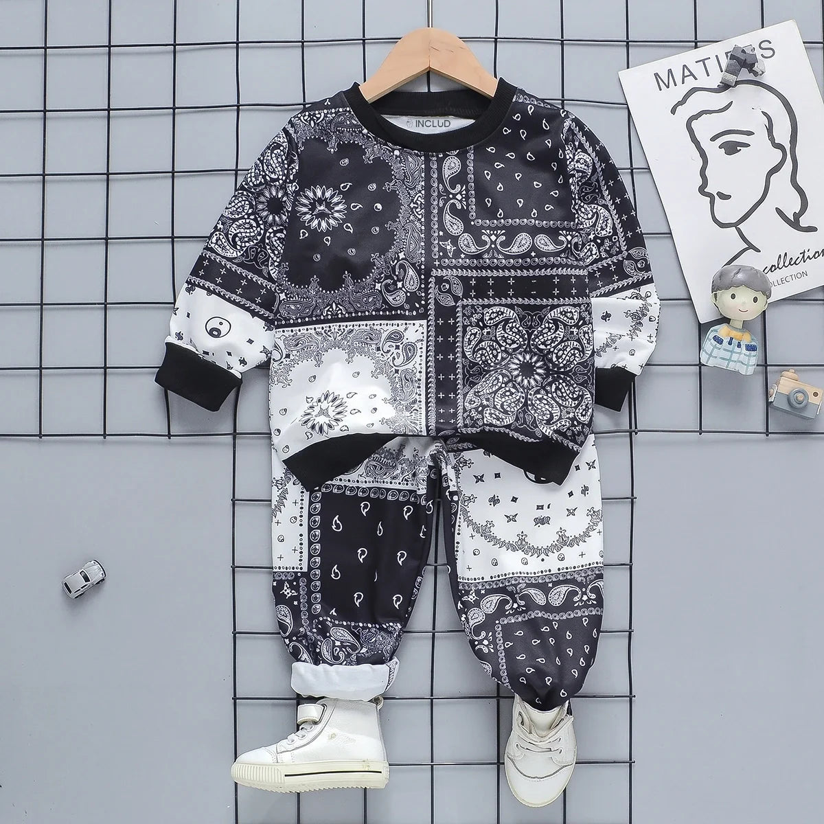 Boys Black Paisley Printed Sweatshirt & Joggers Co-ord Sets