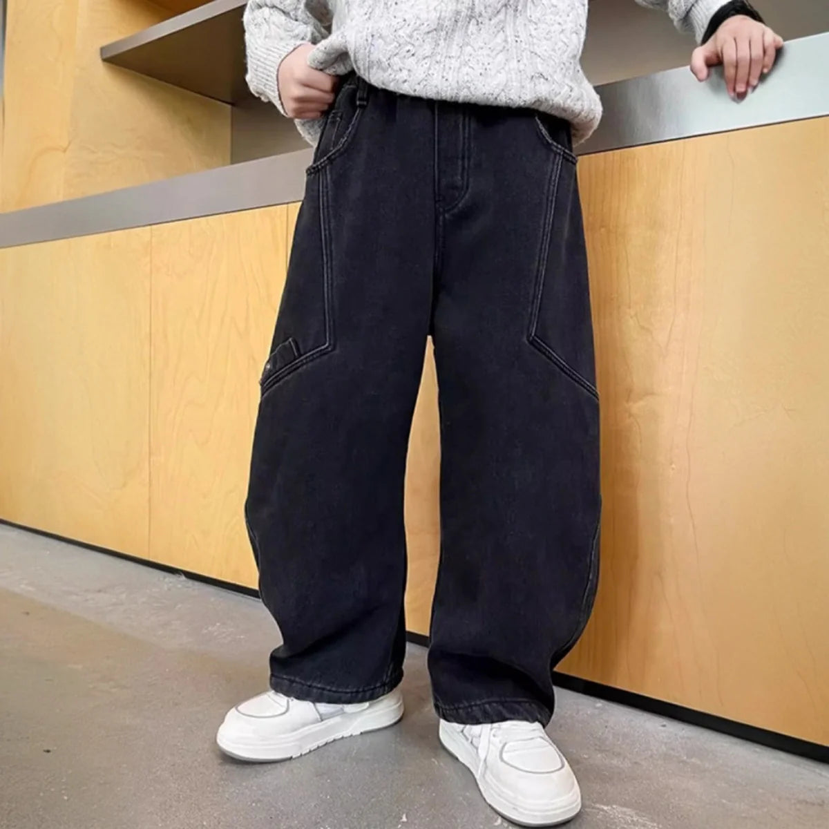 Boys Black Solid Relaxed Fit Denim Jeans