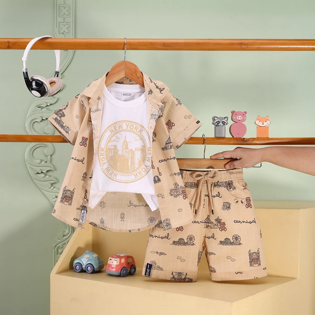 Boys Apricot Carnival Print Short Sleeve Shirt With T-Shirt And Shorts Sets