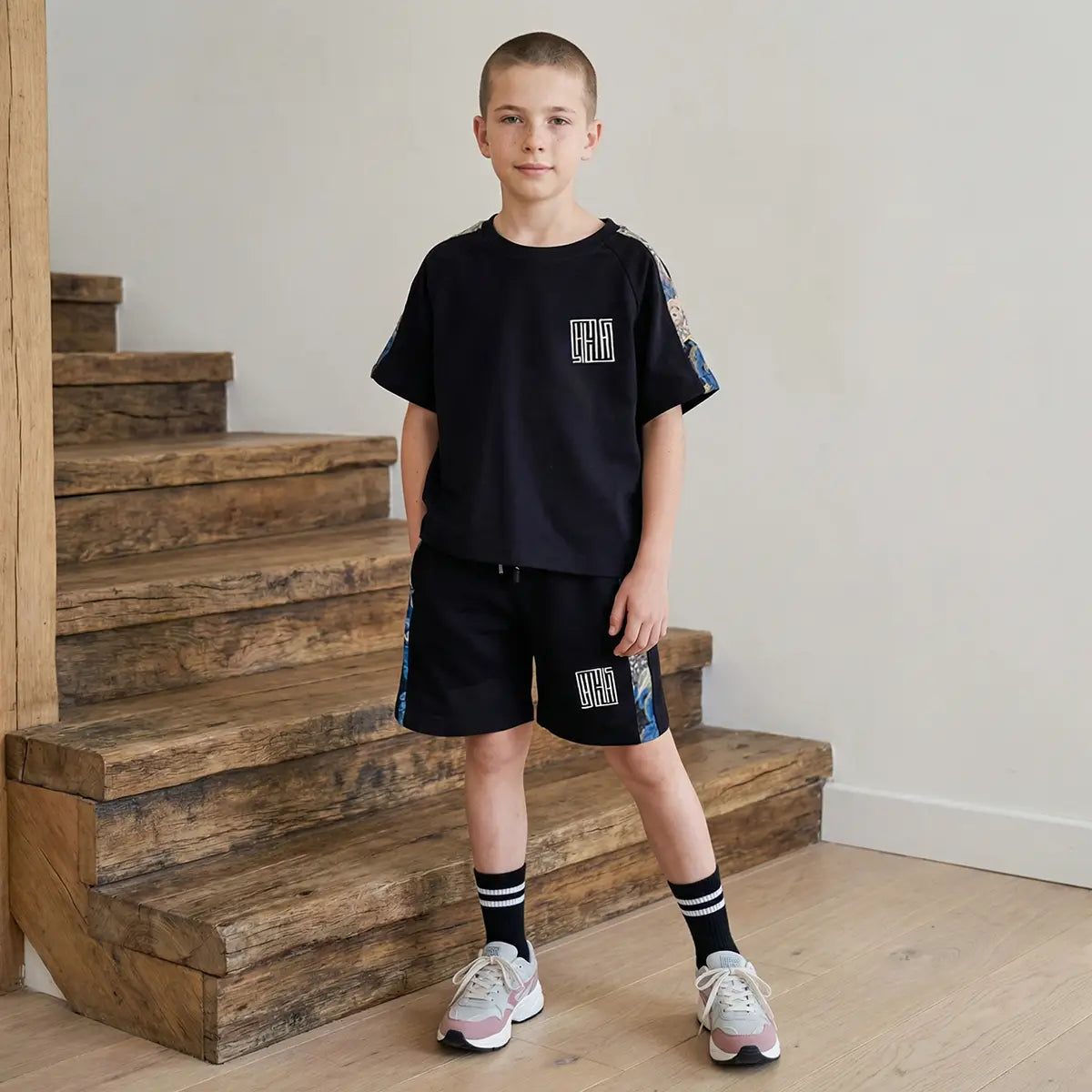 Boys Black Abstract Print Raglan Sleeves T-Shirt With Shorts Co-ord Sets