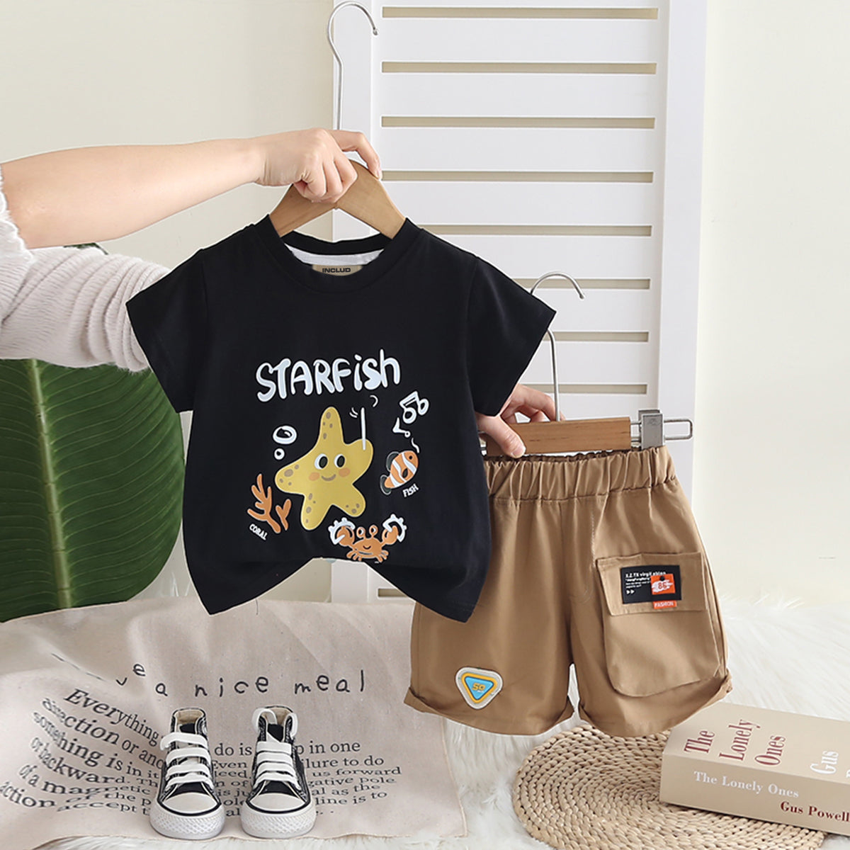 Boys Black Star Fish Graphic Short Sleeves T- Shirt With Shorts Set