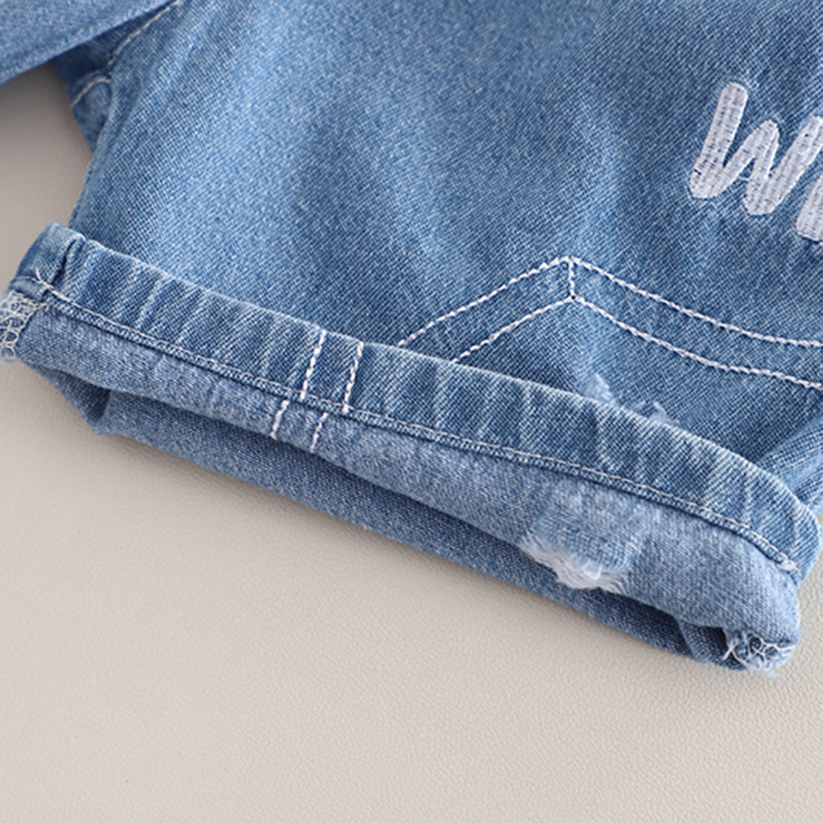 Boys  White Graphic Printed Short Sleeves T-Shirt With Denim Shorts Set