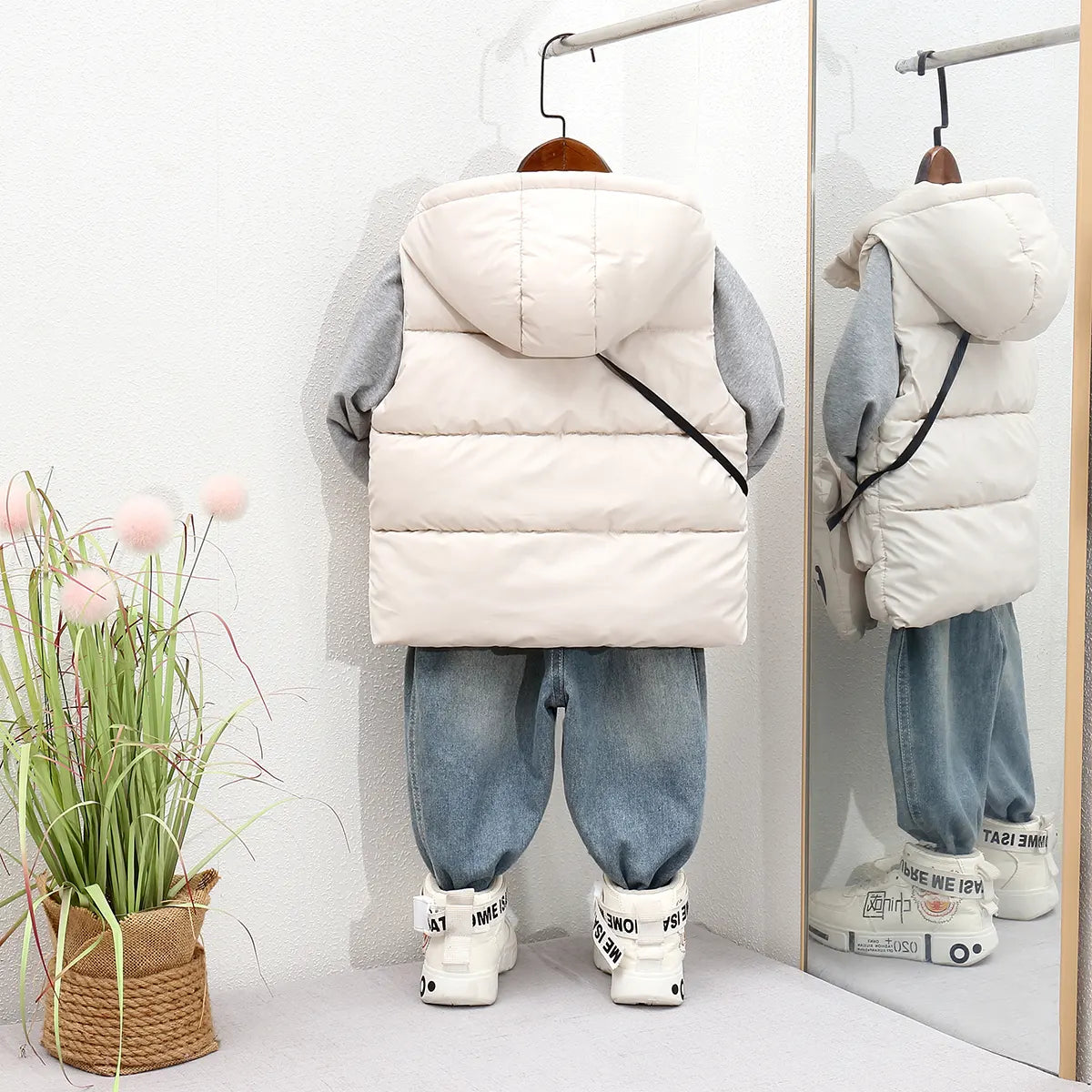 Boys Beige Hooded Sleeveless Puffer Vest With Patch Pockets