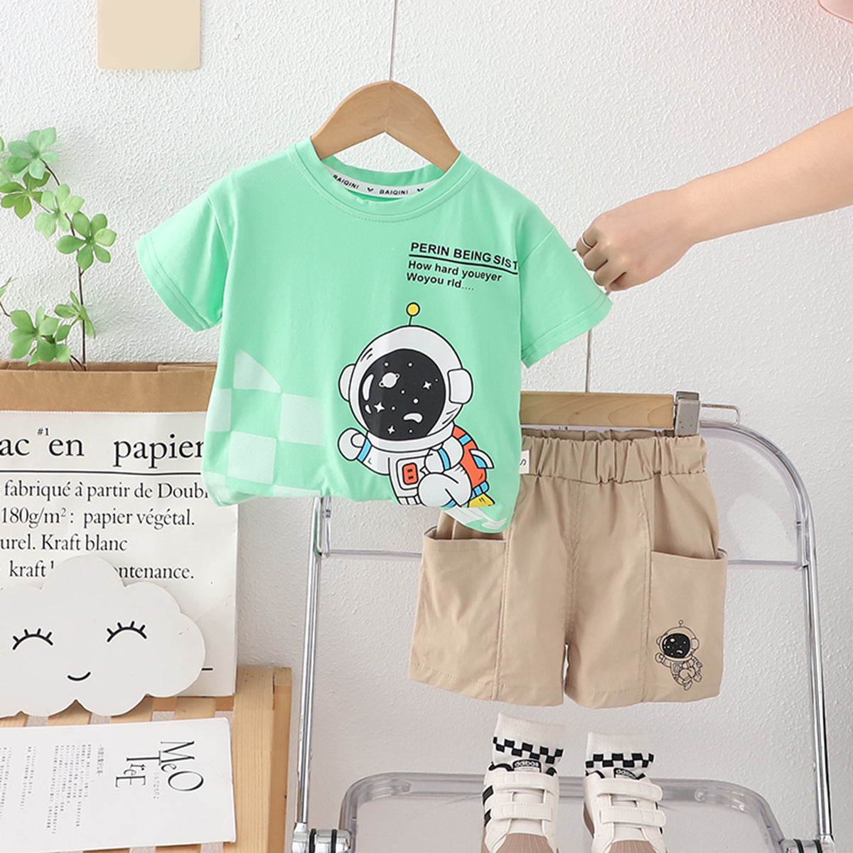 Boys Astronaut Printed Green T-Shirt With Shorts Set