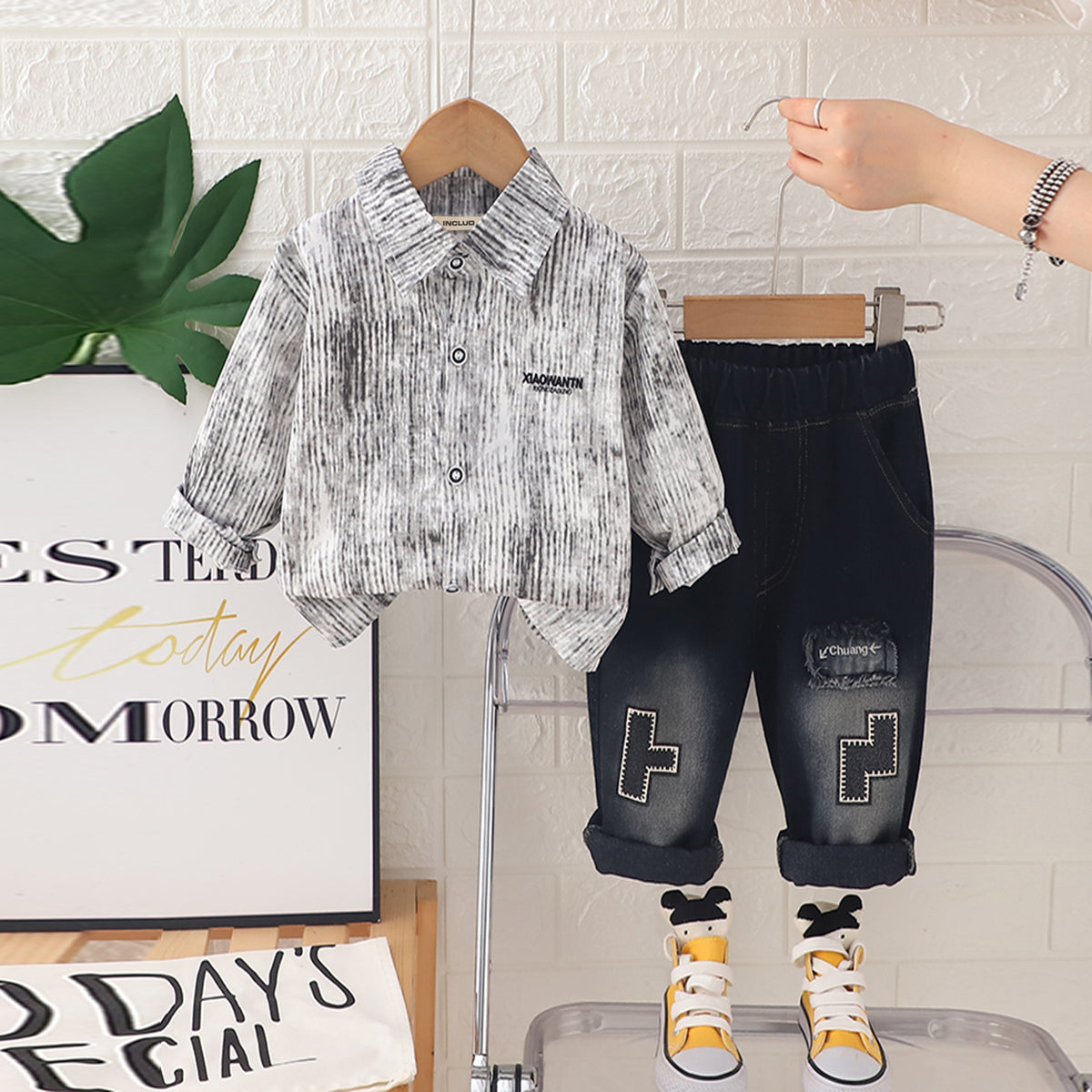 Boys Black Abstract Printed Long Sleeves Shirt With Denim Pants Set