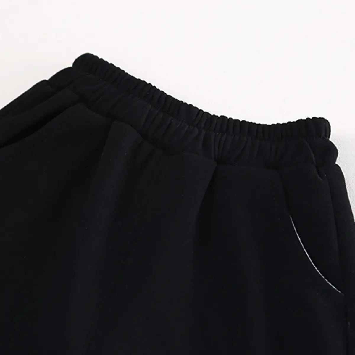 Boys Black Stripes Hal Zipper Sweatshirt With Jogger Sets