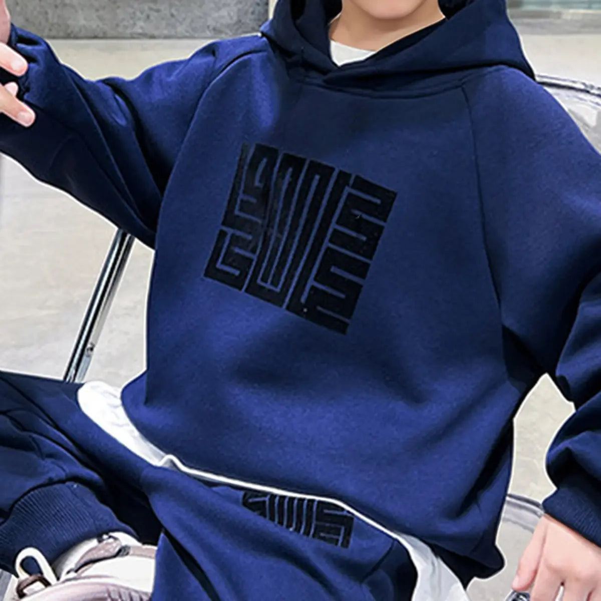 Boys Blue Abstract Printed Hooded Oversized Sweatshirt With Jogger Sets